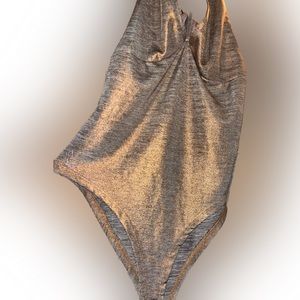 Lovely Onesie Gold Stretch fit